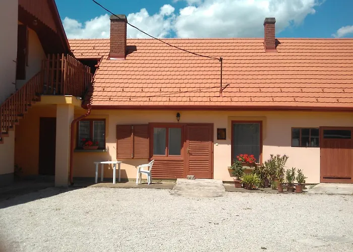 Apartament Barbara Apartmanhaz *